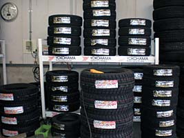 タイヤ、バッテリー等の販売